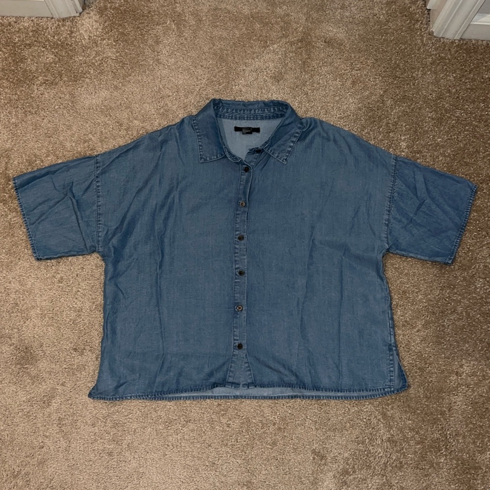 Forever 21 Chambray Boxy Oversized Fit Blouse